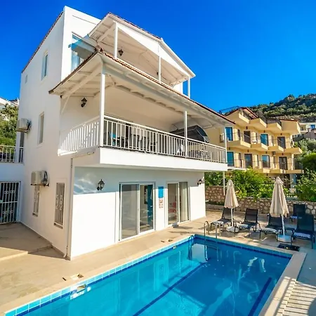 Luxury Vacation Experience With A Sea View In Kalkan *